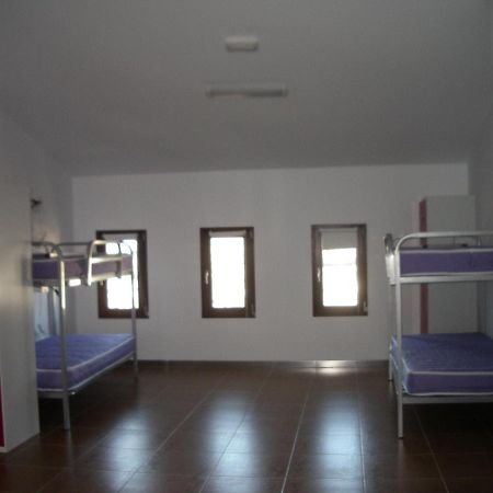 Hostel El Castillo Aninon Bagian luar foto