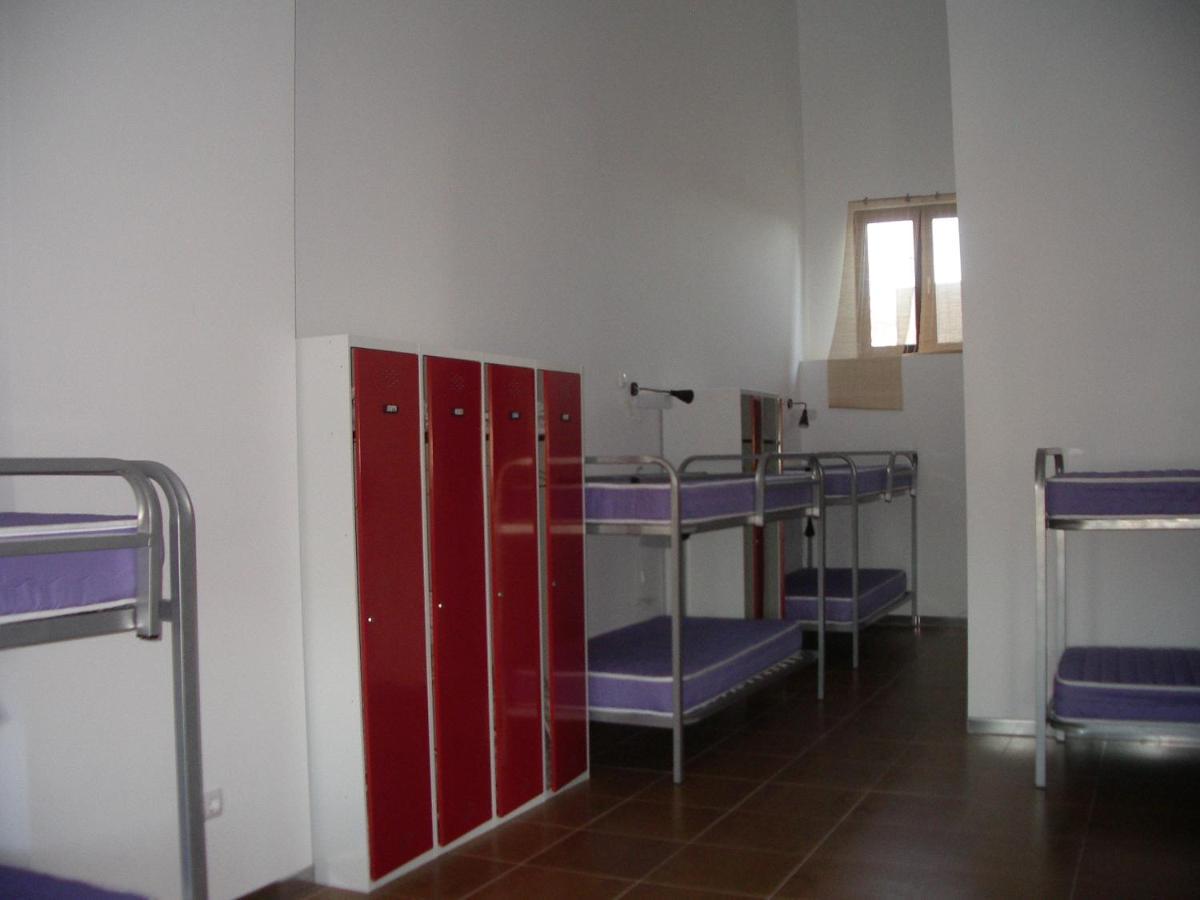 Hostel El Castillo Aninon Bagian luar foto